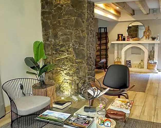 Agata Boutique & Hotel